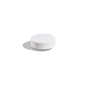 Singular Solgar Chelated Zinc Tablet on a white surface
